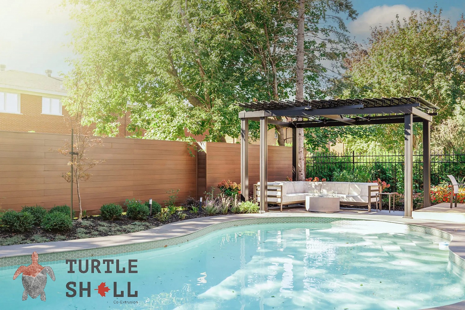 Забор из ДПК: Какую заборную доску из ДПК лучше выбрать