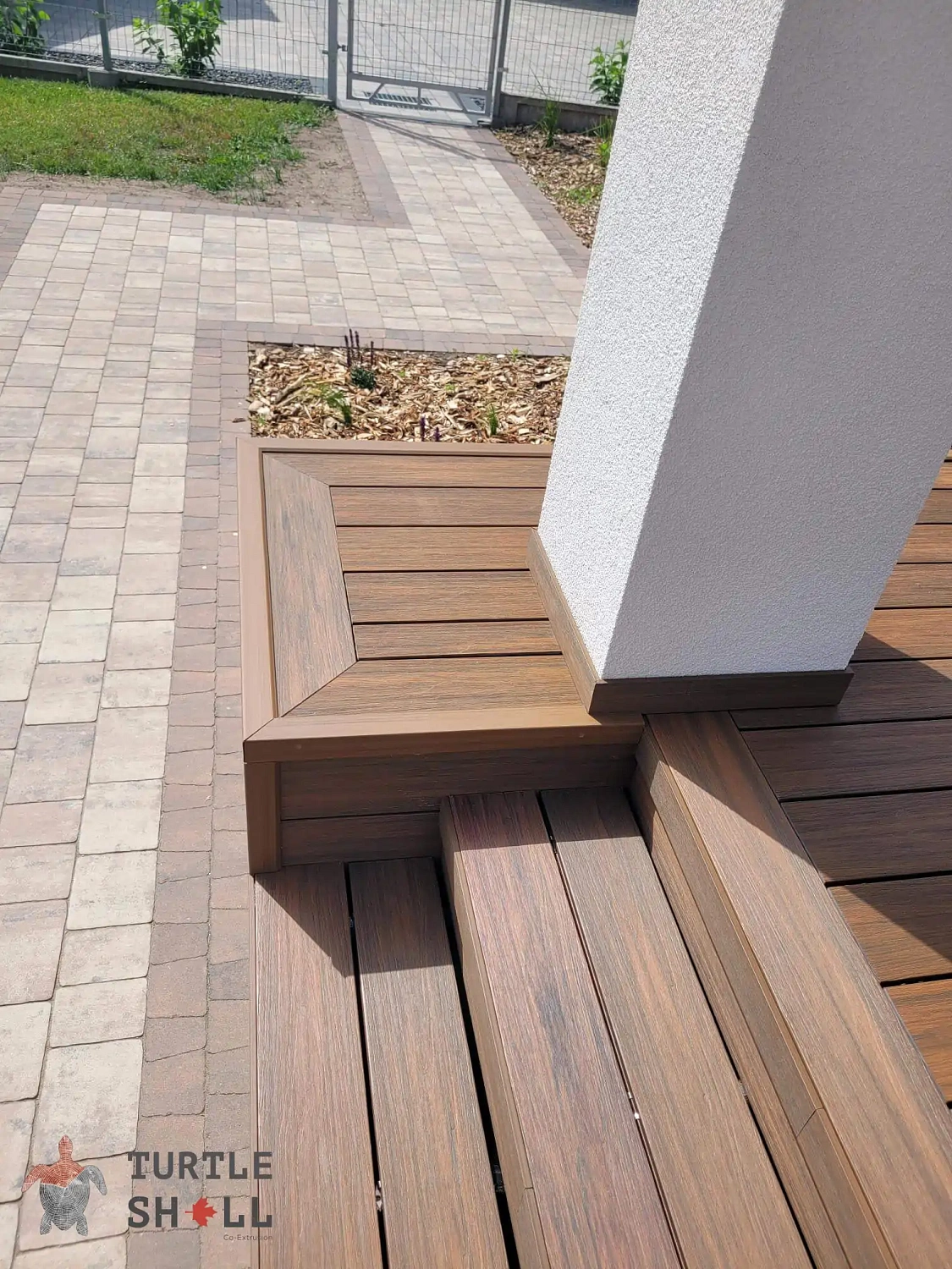 Террасная доска ДПК Turtle Shell: комфорт, долговечность и красота на вашей террасе